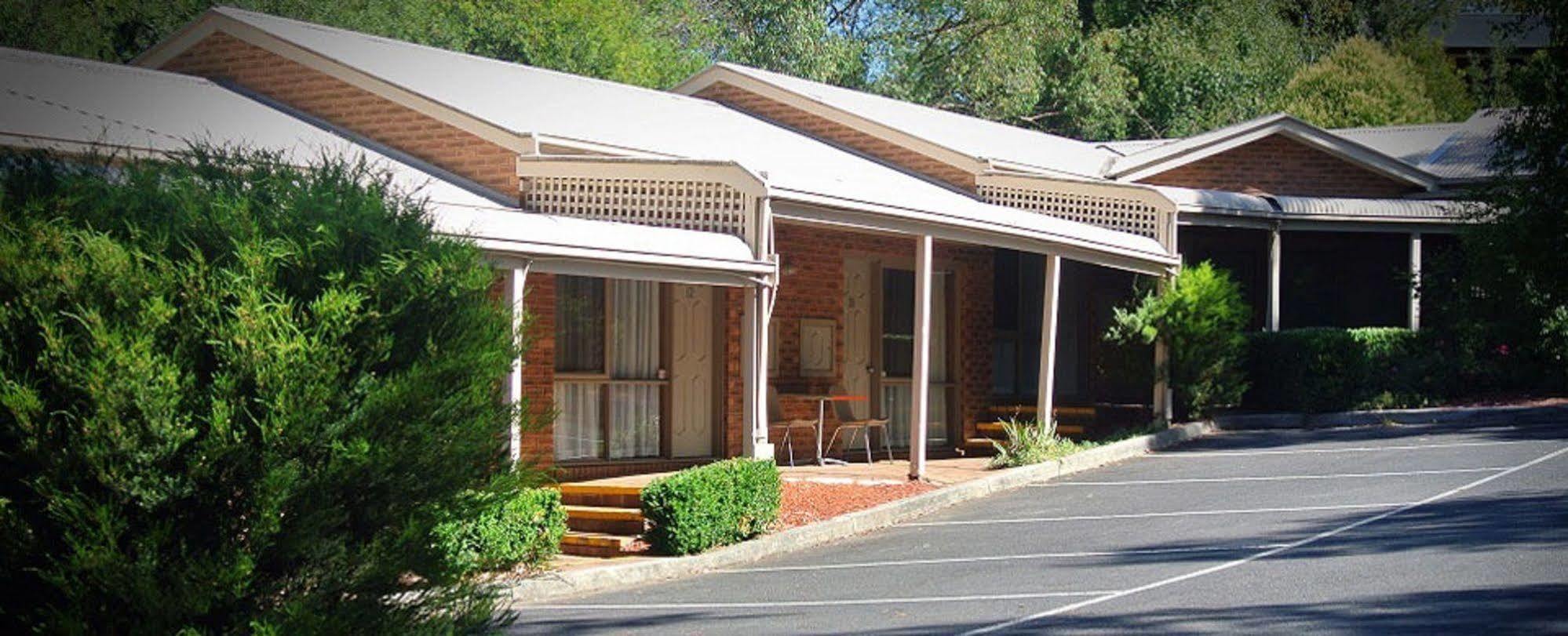 Eltham Motor Inn Мельбурн Экстерьер фото